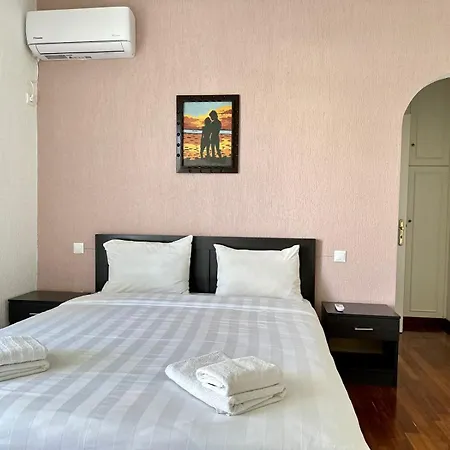 Glyfada Grand Apartment Athens